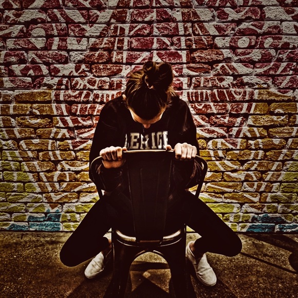 Meet your Posher, Linda - Picture 1 of 1